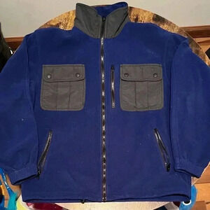 Cabella’s | men’s Wind Stopper fleece jacket. Size: L